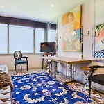 Luxury Two Bedrooms Apartment