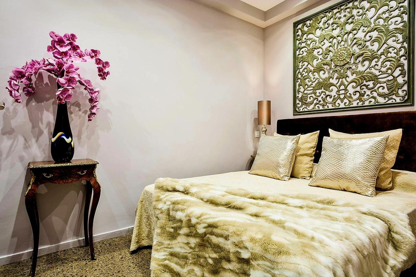 Luxury Two Bedrooms
